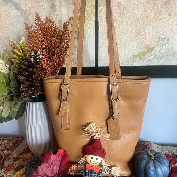Coach Tan Legacy Leather Bucket Bag 9803 - Picture 1 of 13